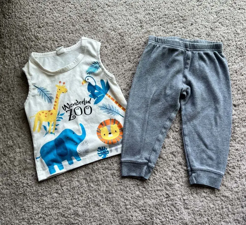 (#22) Bundle Baby grey pants & Play Wonderful Zoo Tank Top 9-12m